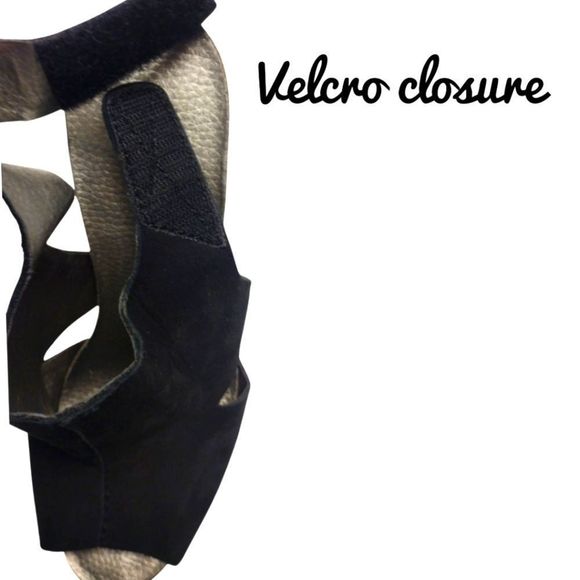 Nine West Black Suede Peep Toe Heel Ellis Size 7 - Picture 3 of 8